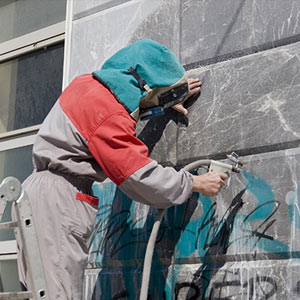 Facade cleaning and repairs